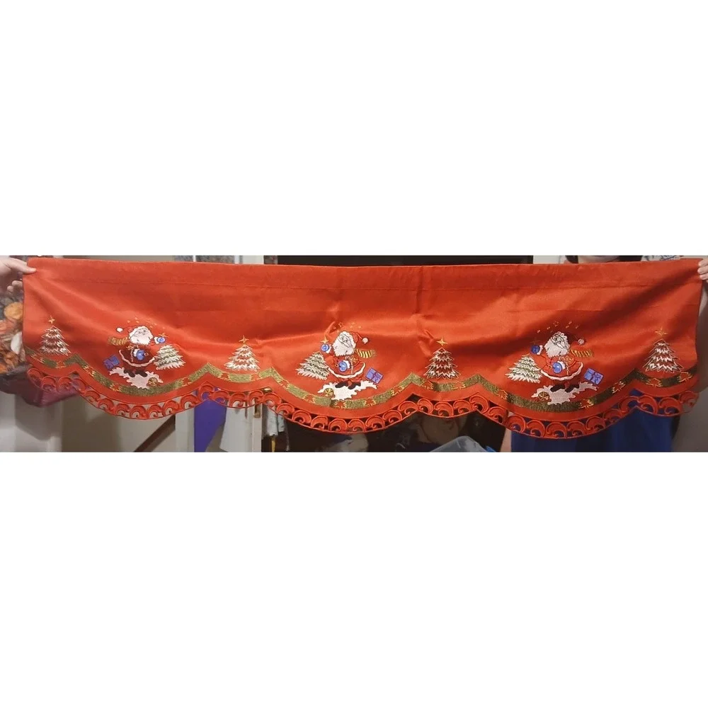 NEW Christmas Tree‎ Santa Claus  Embroidered Scalloped Valance